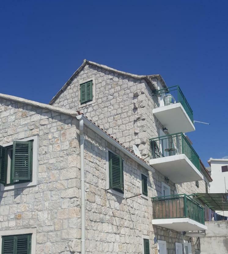 Meerblick Kastela Exterior photo