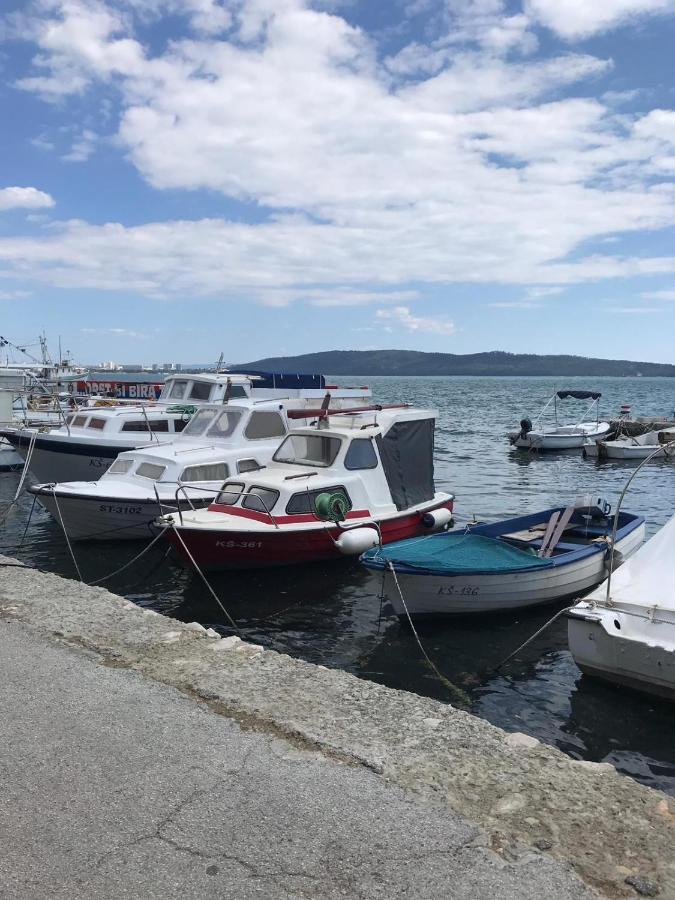 Meerblick Kastela Exterior photo