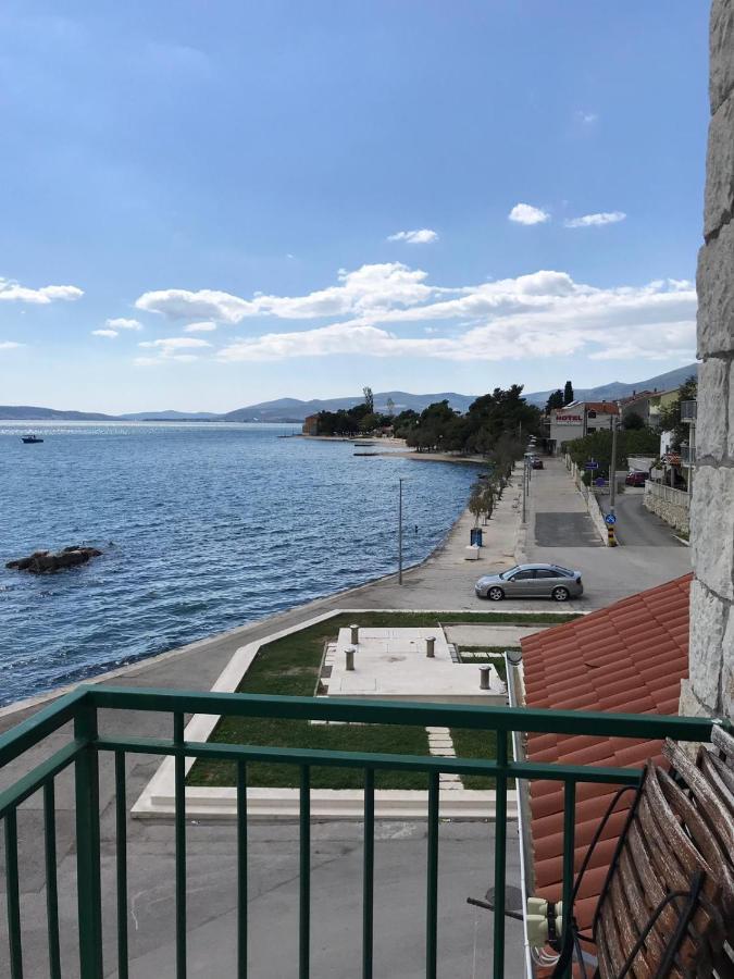 Meerblick Kastela Exterior photo